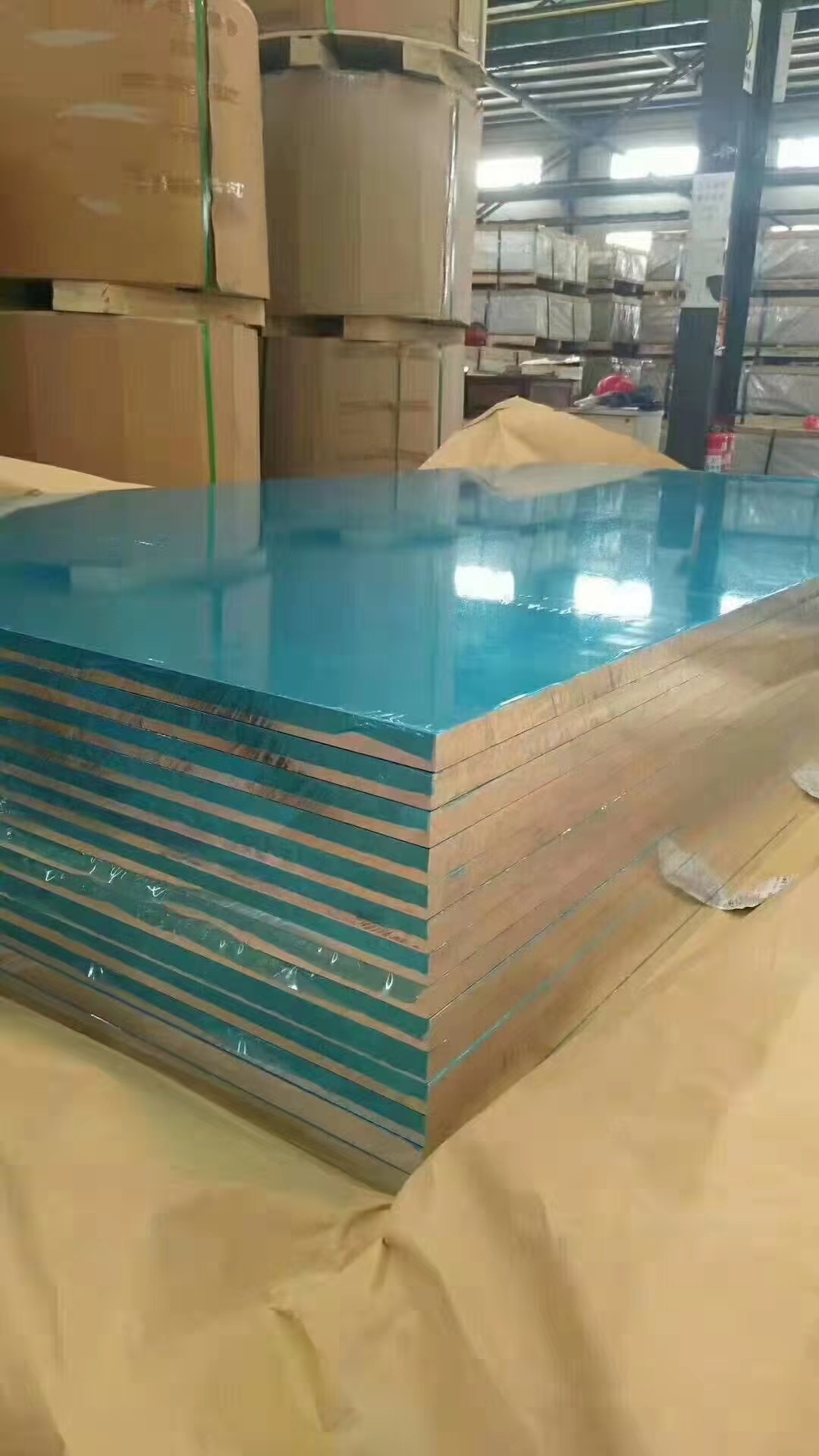 Dernière affaire concernant Tôle d'aluminium fournie pour un projet de construction commerciale en Arabie saoudite