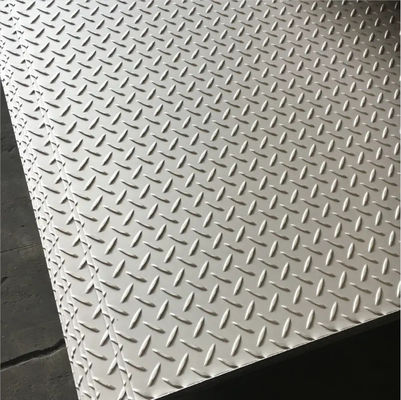 Adaptez la tôle aux besoins du client d'acier du diamant solides solubles a gravé les plats en refief inoxydables à carreaux 0.3mm 300Series